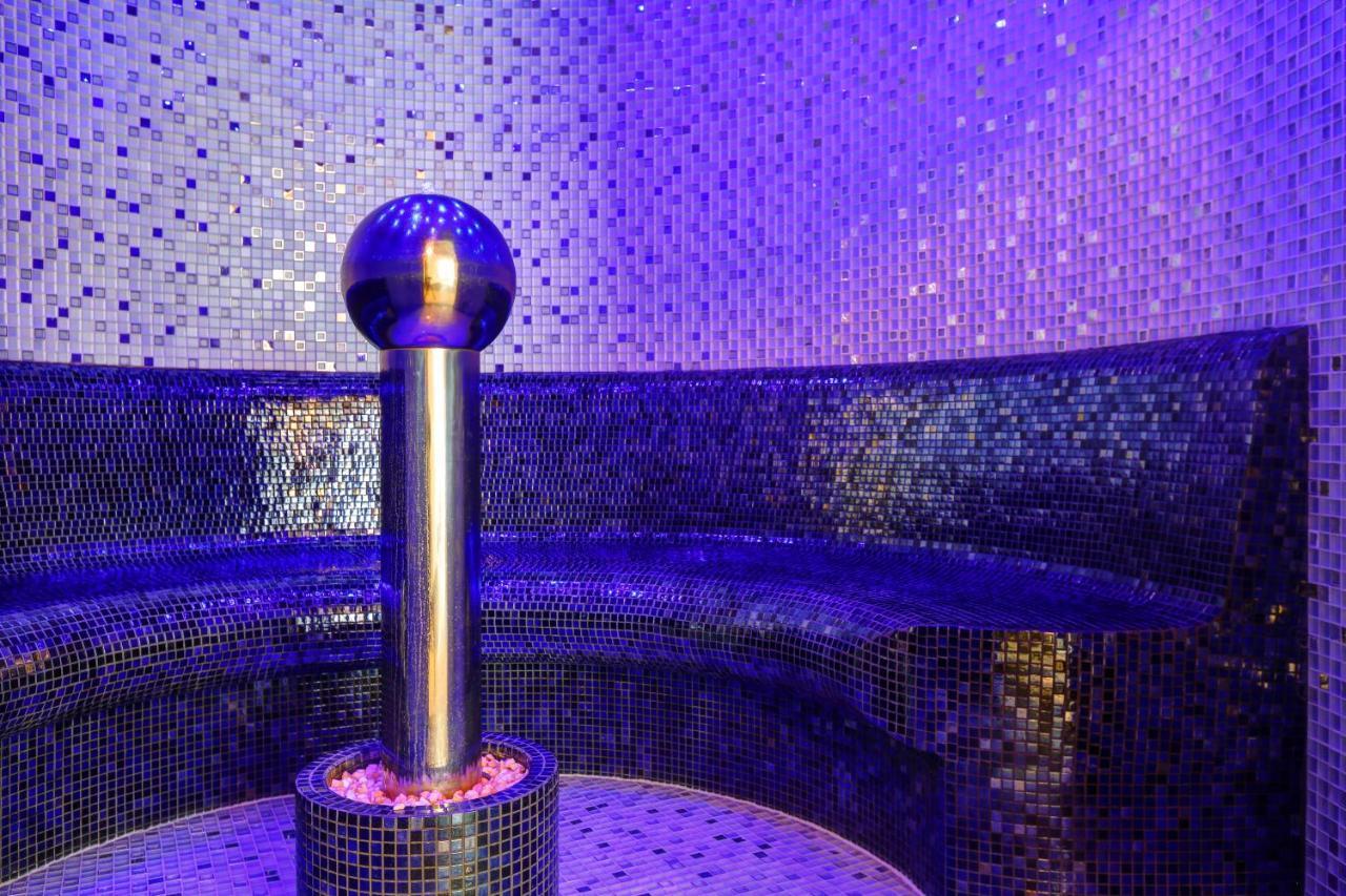 Hotel Skal Medi Spa & Resort 尤斯托尼莫斯基 外观 照片